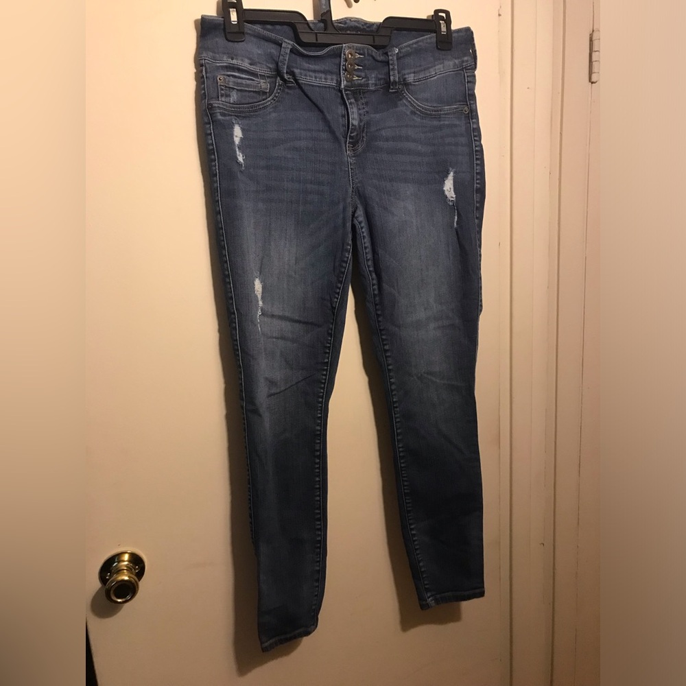 Torrid Dark Wash Button Fly Blue Distressed Women’s Jeans Size 14R
